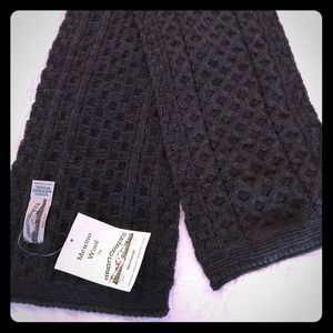 Aran crafts Irish merino wool scarf - charcoal